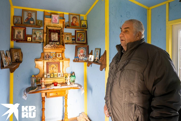 Часовню в деревне Водотока Смоленской области освятили в 2023 году в честь иконы Смоленской Божией Матери «Одигитрия», защитницы всех смолян Часовню в деревне Водотока Смоленской области освятили в 2023 году в честь иконы Смоленской Божией Матери «Одигитрия», защитницы всех смолян