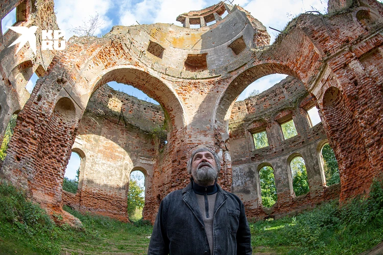 Инициатор восстановления Храма Покрова Пресвятой Богородицы в селе Черепово (Смоленская область) Валерий Леонов Инициатор восстановления Храма Покрова Пресвятой Богородицы в селе Черепово (Смоленская область) Валерий Леонов