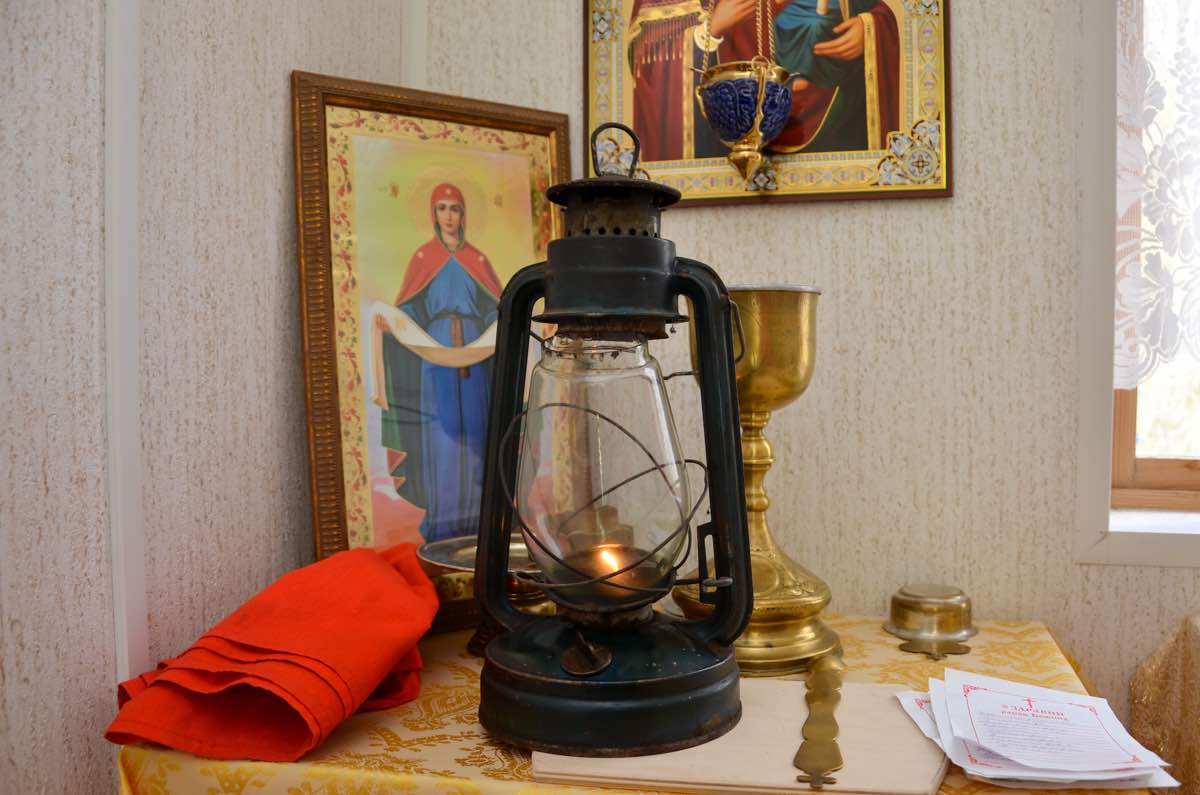Пасхальный молебен в селе Черепово. Благодатный огонь